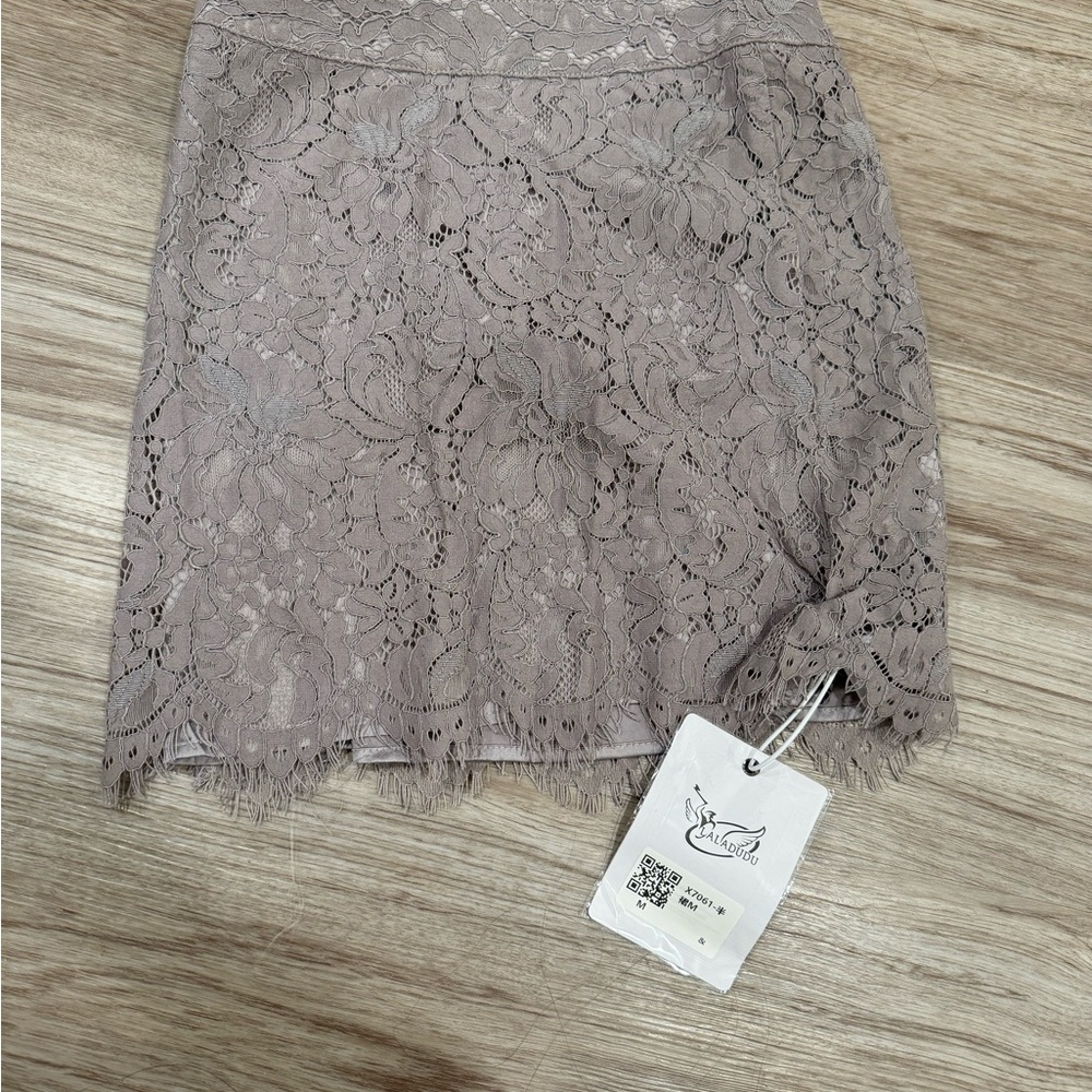 Elegant Lace Skirt by Laladudu